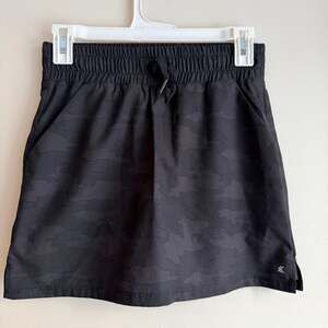 Kyodan Children’s  Black Camo Athletic Skort with Built-in Shorts- Size XS